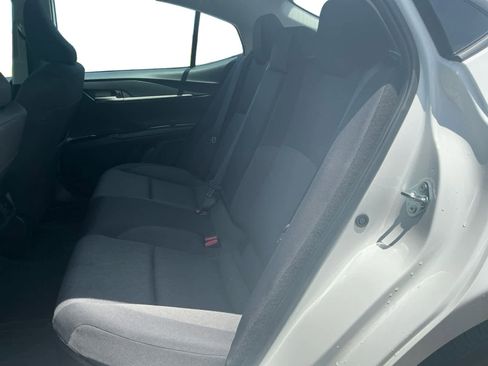 Used 2025 Toyota Camry LE FWD image 13