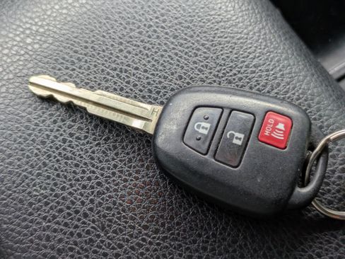Used 2025 Ford Expedition Platinum AWD/4WD image 35