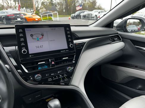 Used 2023 Toyota Camry XLE FWD image 12
