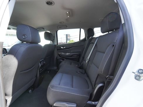 Used 2023 GMC Acadia SLE w/ Driver Convenience Package AWD/4WD image 30
