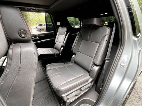 Used 2024 Chevrolet Tahoe RST w/ Luxury Package AWD/4WD image 19