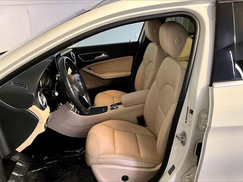 Used 2015 Mercedes-Benz GLA 250 4MATIC image 8