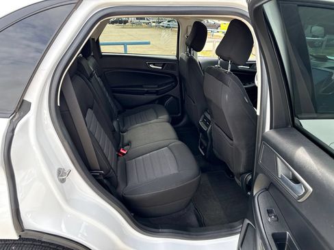Used 2022 Ford Edge SE w/ Black Appearance Package AWD/4WD image 12