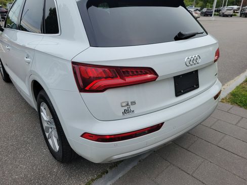 Used 2020 Audi Q5 2.0T Premium w/ Convenience Package AWD/4WD image 15