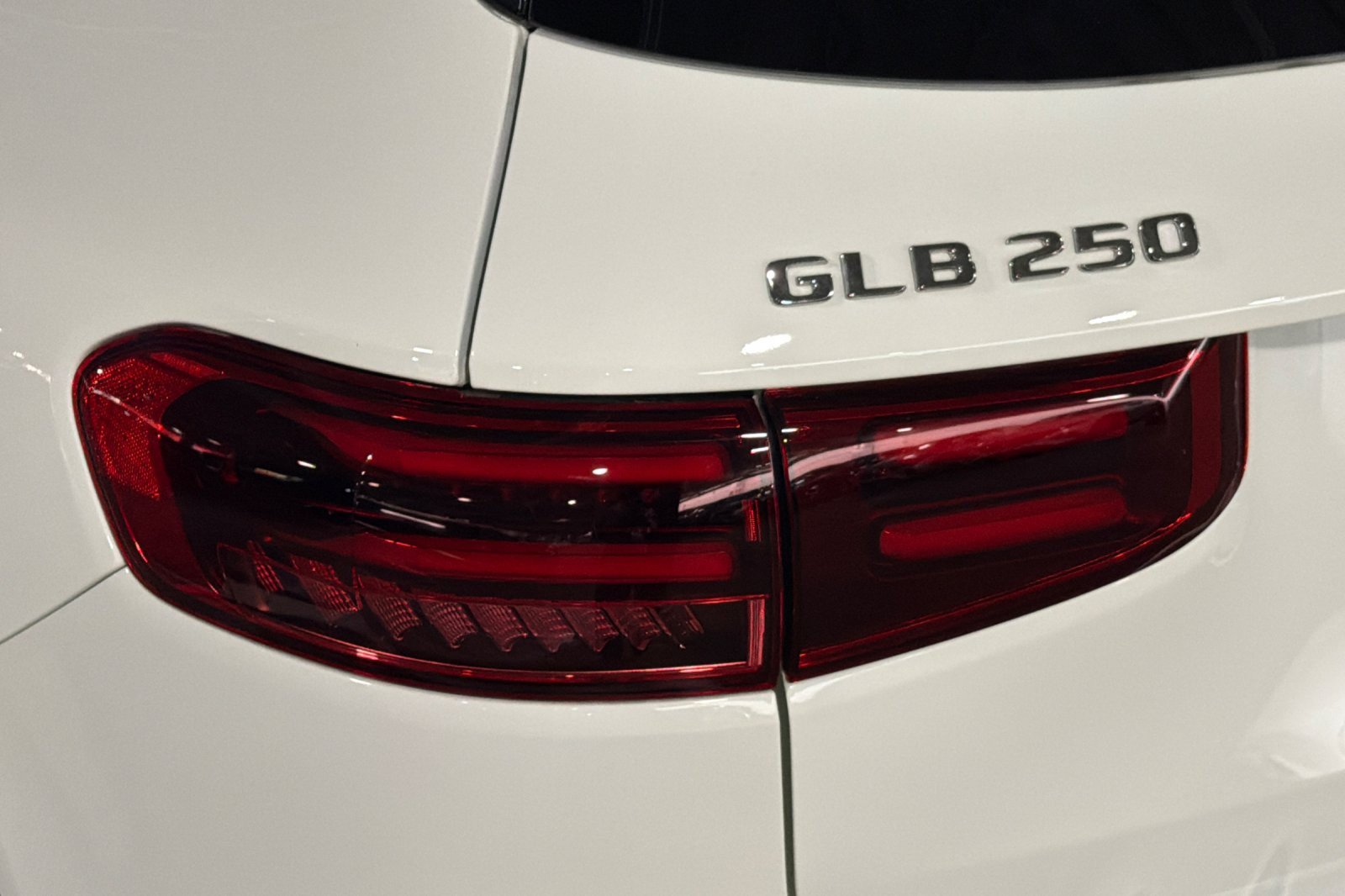 New 2026 Mercedes-Benz GLB 250 image 25