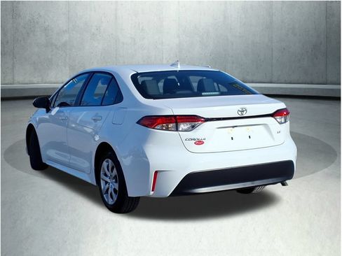 Certified 2025 Toyota Corolla LE FWD image 7