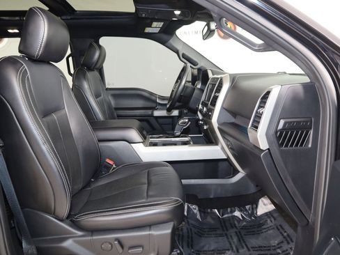 Used 2019 Ford F150 Lariat AWD/4WD image 13
