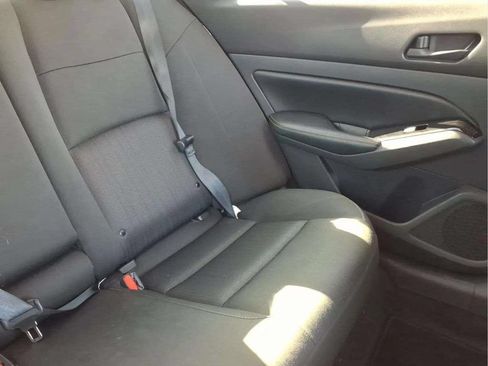 Used 2023 Nissan Altima 2.5 SV FWD image 17