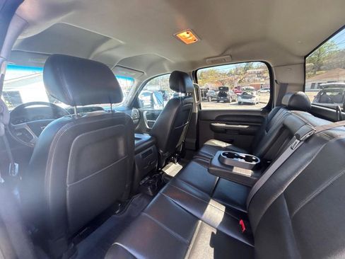 Used 2013 GMC Sierra 1500 SLE w/ Max Trailering Pack image 24