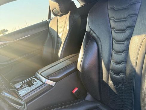 Used 2021 BMW M850i xDrive Convertible image 13