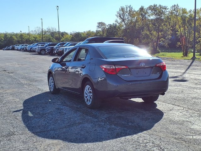Used 2017 Toyota Corolla LE w/ Carpet Mat Package (TMS) FWD image 8