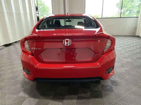 Used 2018 Honda Civic EX image 6