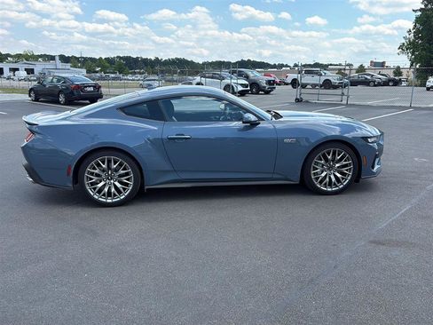 Used 2024 Ford Mustang GT Premium RWD image 3