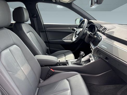 Certified 2025 Audi Q3 2.0T Premium AWD/4WD image 22