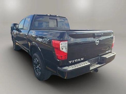 Used 2019 Nissan Titan PRO-4X AWD/4WD image 2