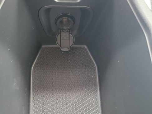 Used 2023 Honda Accord LX image 34