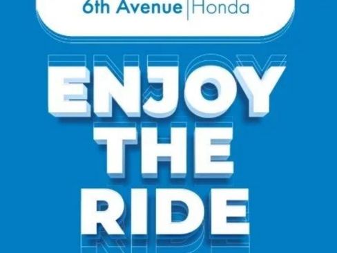 Used 2024 Kia Carnival LX image 1