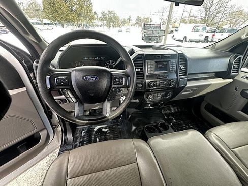 Used 2017 Ford F150 XL w/ Equipment Group 101A Mid image 11