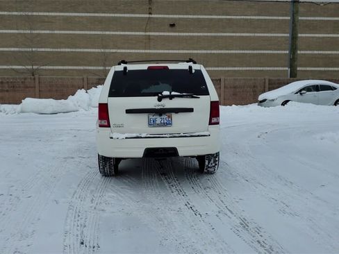 Used 2009 Jeep Grand Cherokee Laredo w/ Trailer Tow Group image 7