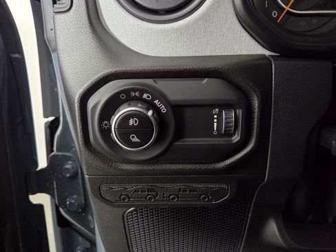 New 2026 Jeep Gladiator Sport image 15