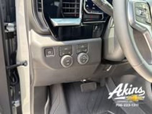 New 2026 Chevrolet Silverado 1500 RST w/ Redline Edition AWD/4WD image 13