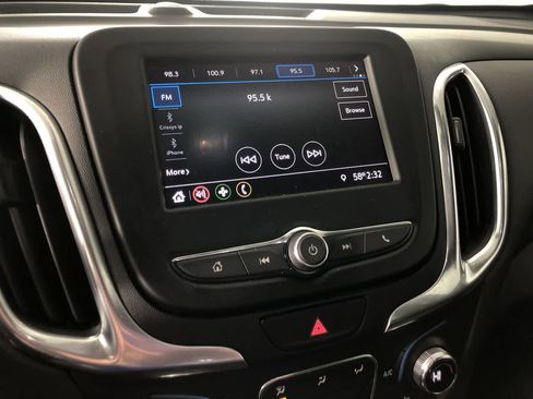 Used 2021 Chevrolet Equinox LT image 16