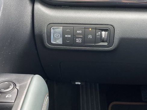 New 2026 GMC Terrain AT4 w/ Convenience Package III image 18