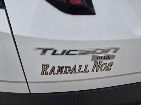 Used 2022 Hyundai Tucson Blue image 4