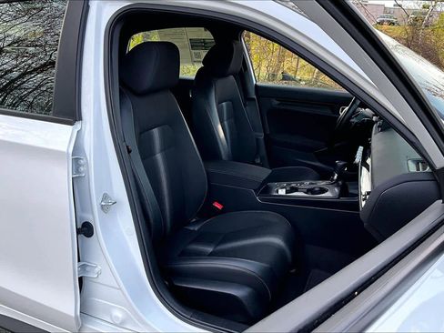 Used 2023 Honda Civic Sport image 8