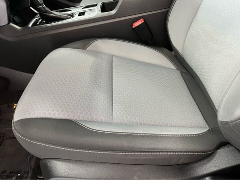 Certified 2019 Ford Escape SE AWD/4WD image 21