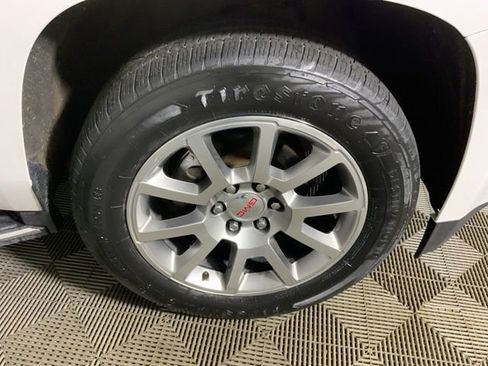Used 2018 GMC Yukon Denali w/ Open Road Package AWD/4WD image 12