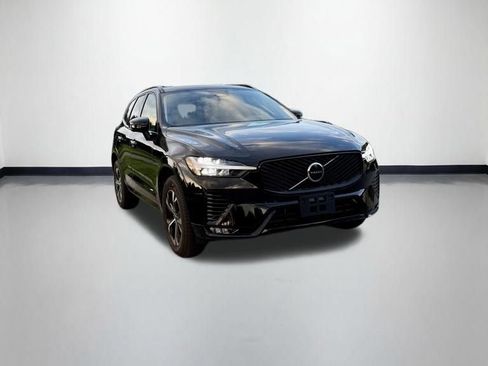 Used 2026 Volvo XC60 B5 Core AWD/4WD image 2
