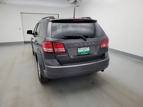 Used 2019 Dodge Journey SE FWD image 6