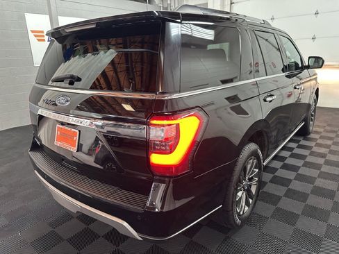 Used 2021 Ford Expedition Limited image 9