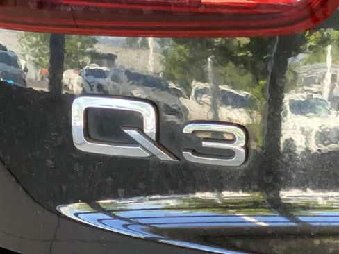 Used 2018 Audi Q3 2.0T Premium Plus w/ Premium Plus Package AWD/4WD image 11