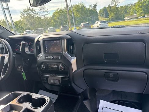 Used 2020 Chevrolet Silverado 2500 W/T w/ WT Convenience Package AWD/4WD image 32