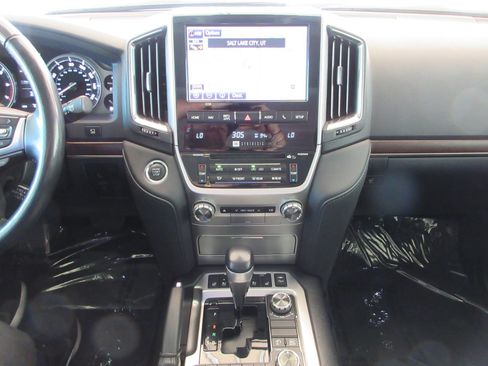 Used 2021 Toyota Land Cruiser AWD/4WD image 43