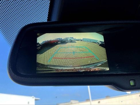 Used 2018 Toyota C-HR XLE image 8