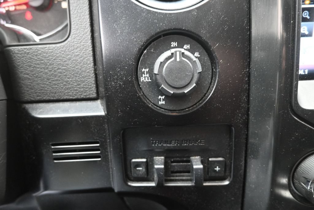 Used 2014 Ford F150 FX4 w/ Equipment Group 402A Luxury AWD/4WD image 3