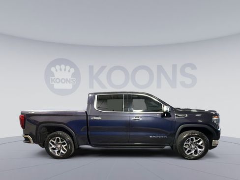 Used 2023 GMC Sierra 1500 SLT w/ SLT Premium Package image 8