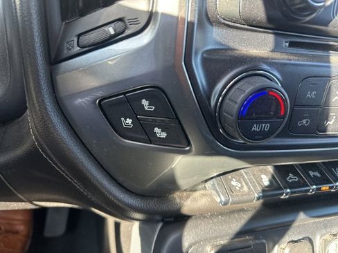 Used 2019 Chevrolet Silverado 2500 LTZ w/ Duramax Plus Package image 26