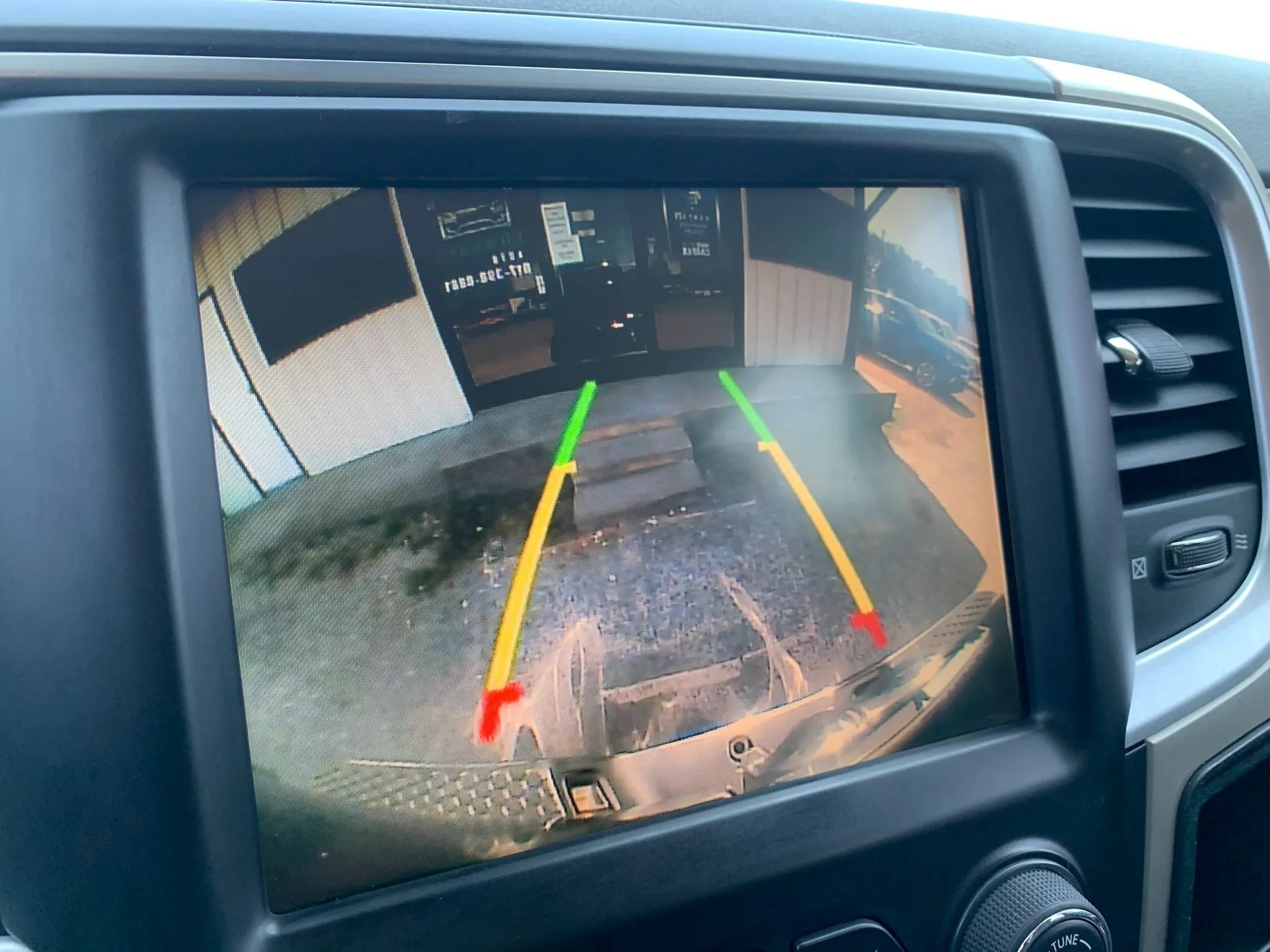 Used 2015 RAM 1500 Big Horn AWD/4WD image 32