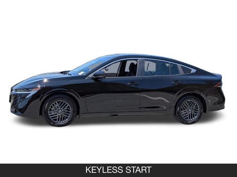 Used 2026 Nissan Sentra SV w/ Floor Mat Package FWD image 5