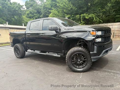 Used 2020 Chevrolet Silverado 1500 Custom w/ Custom Value Package AWD/4WD image 7