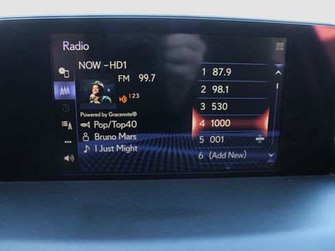 Used 2019 Lexus NX 300h NX 300h w/ Comfort Package image 17