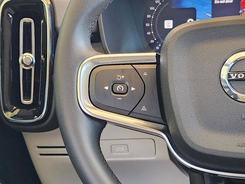 Used 2026 Volvo XC40 B5 Plus w/ Protection Package Premier AWD/4WD image 29