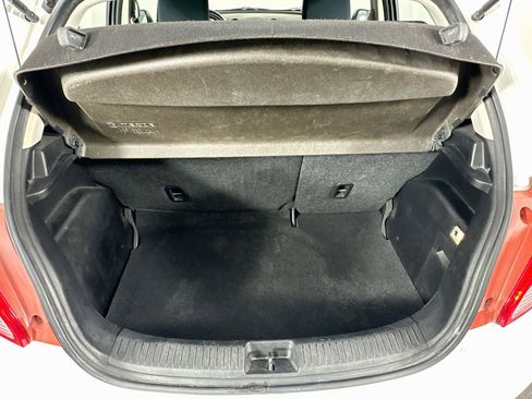 Used 2014 MAZDA MAZDA2 Sport FWD image 25