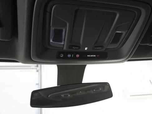 Used 2023 GMC Sierra 2500 SLE w/ SLE Convenience Package image 13