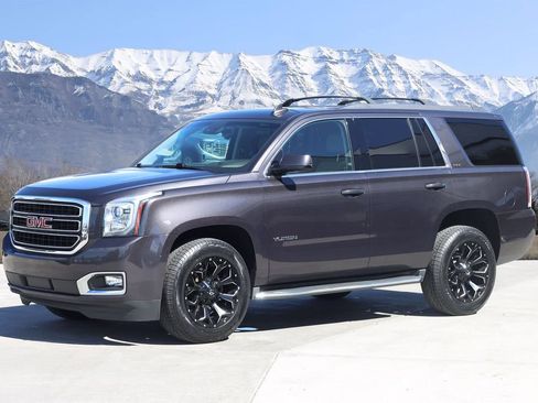 Used 2015 GMC Yukon SLT w/ Open Road Package AWD/4WD image 2