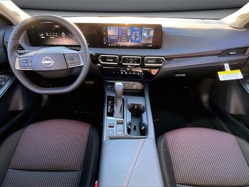 New 2026 Nissan Sentra SR image 5